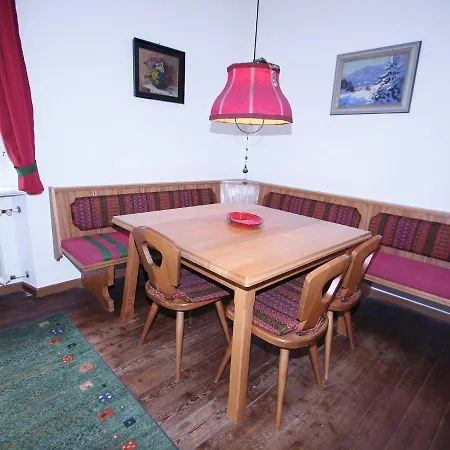 Holiday home Holiday Gra¼tzner